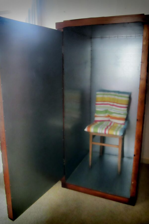 Orgone_Energy_Accumulator_right-angle_open